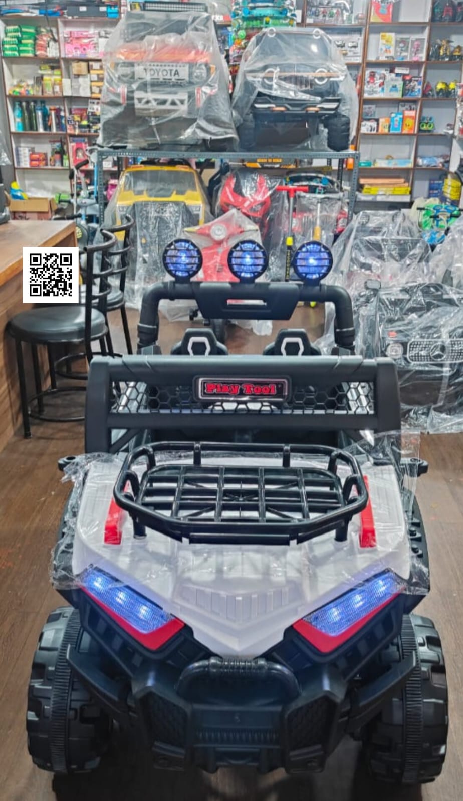 Play Tool 4x4 Dominator Cruise: Premium Kids Ride-On UTV  Hawk